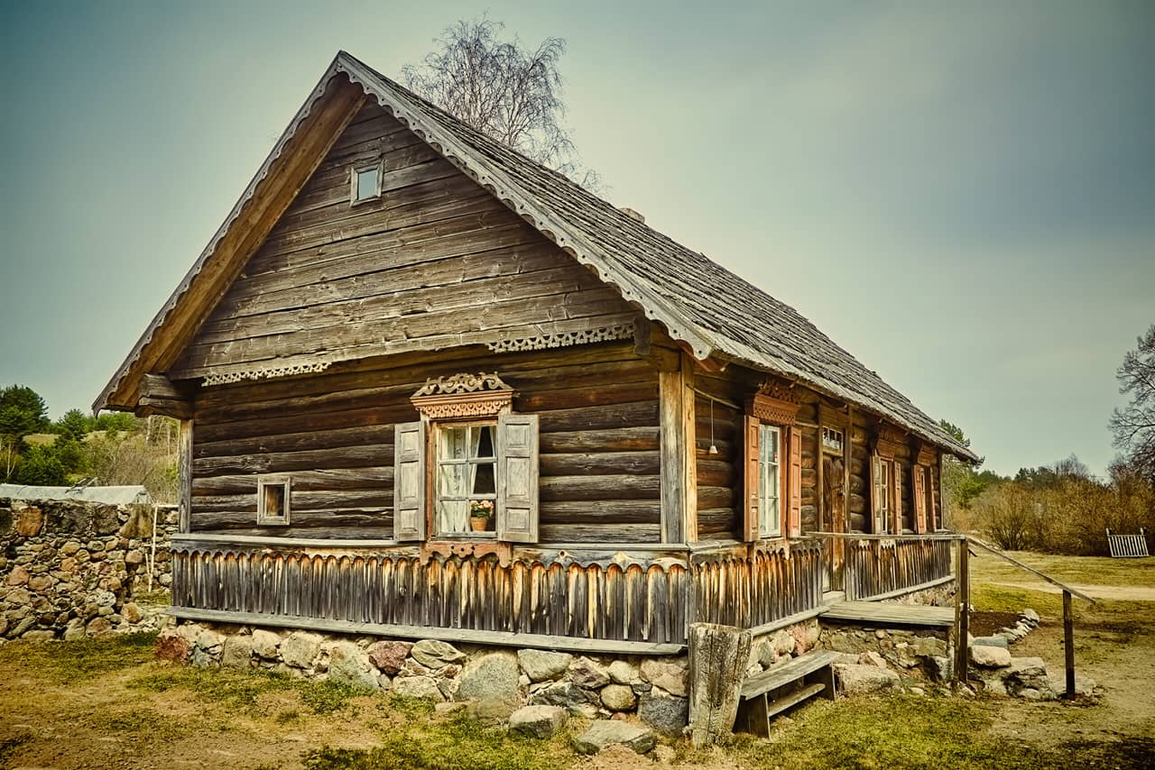 An old wooden house
