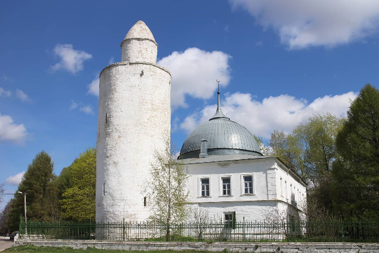 an old mosque with a minaret and tekie – the tomb of the Tatar khans