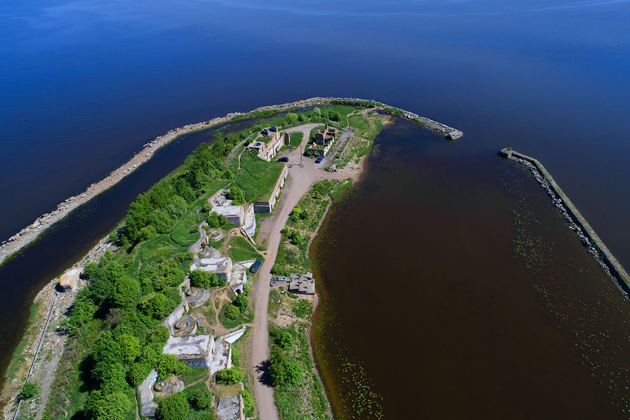 Over the First Northern Fort on a sunny May day (aerial photography). Kronstadt, St. Petersburg